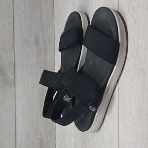 Keen Women Elle Elastic Strappy Black Sandals Platform Shoes Sz 11